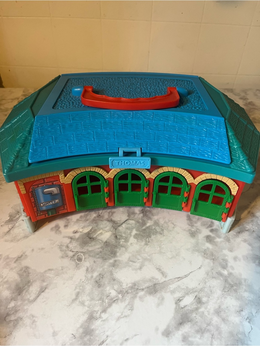 Learning Curve Thomas & Friends "Take Along" Roundhouse Station
